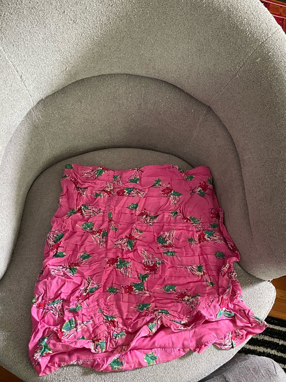 Zara Sz M Pink Floral Ruffled Mini Skirt